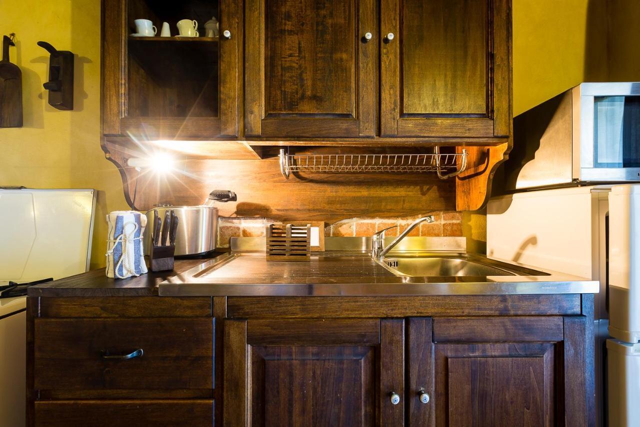 Relais Dei Cesari Villa Borgo Ticino Exteriör bild